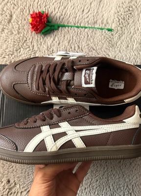 Onitsuka Tiger on Vinted