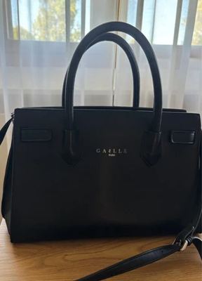 Gaëlle Paris on Vinted