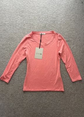 Design by Si on Vinted