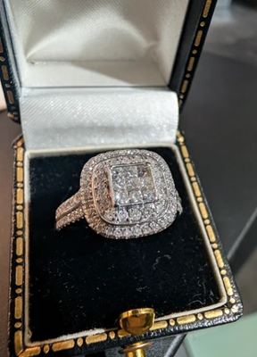 gold on Vinted
