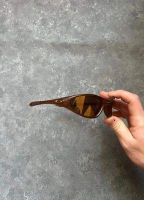 Oakley on Vinted