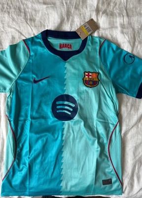 FC Barcelona on Vinted