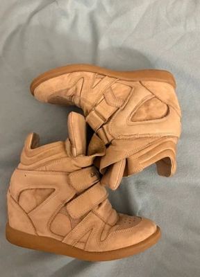 Carinii on Vinted