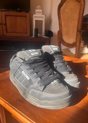 Globe on Vinted