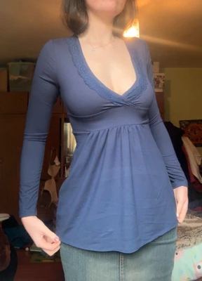 Vintage Girl on Vinted