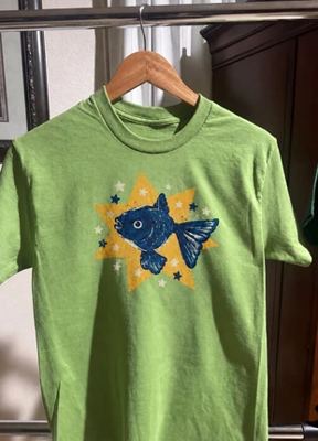 Graphic Tee on Vinted