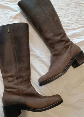 Russell & Bromley on Vinted