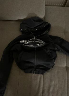 Supply & Demand on Vinted