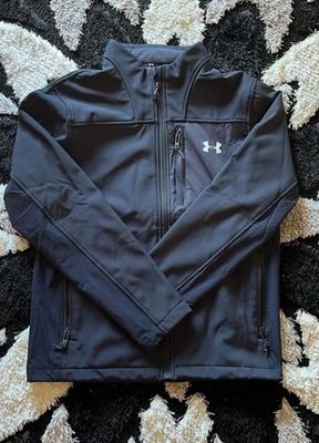 Under Armour on Vinted