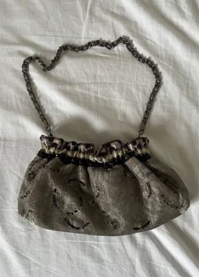 Accessorize on Vinted