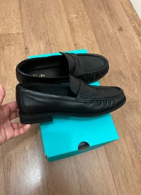 Clarks on Vinted