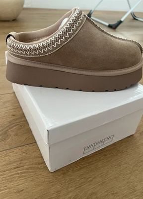 Varlesca on Vinted