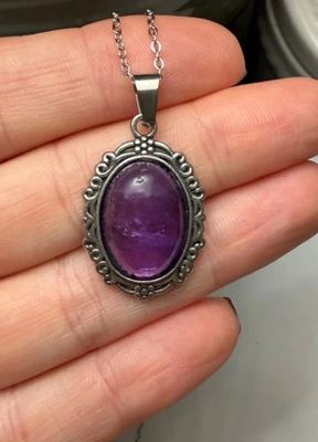 Amethyst on Vinted
