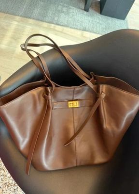 Gallantry on Vinted