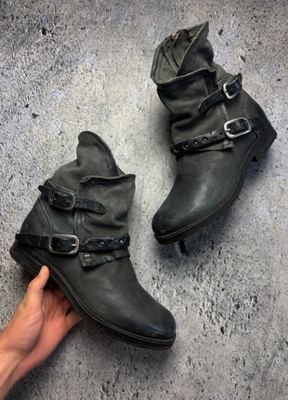 A.S.98 on Vinted