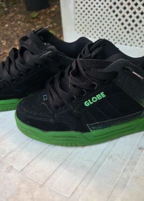 Globe on Vinted