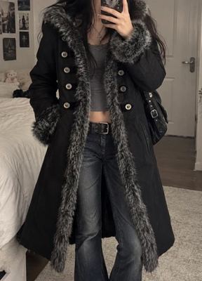 René Derhy on Vinted