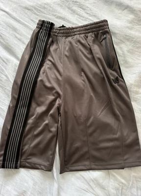 Needles on Vinted