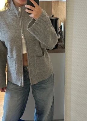 Gina Tricot on Vinted