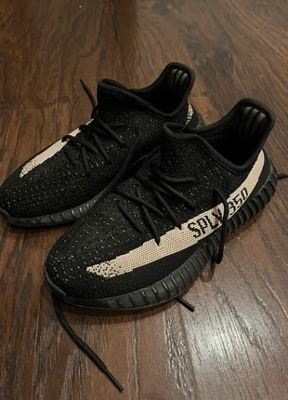 Yeezy on Vinted