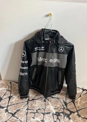Mercedes-Benz on Vinted
