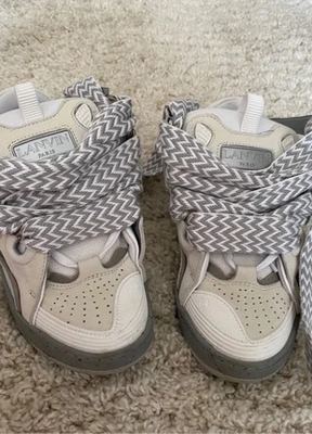 Lanvin on Vinted