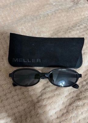 Meller on Vinted