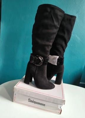 Sinéquanone on Vinted