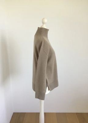 Max Mara on Vinted