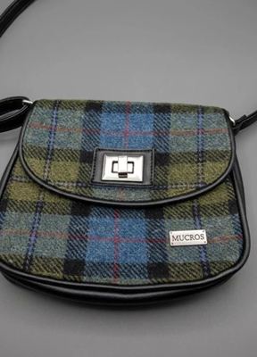 Harris Tweed on Vinted