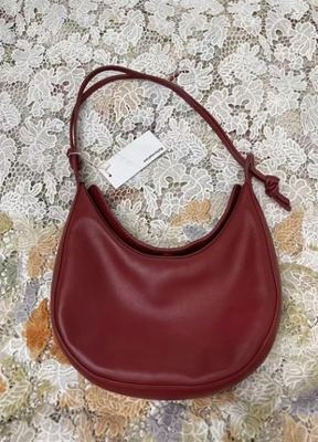 Reformation on Vinted