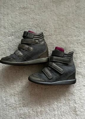 Bullboxer on Vinted