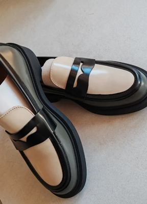 FRAU on Vinted