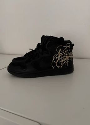 Nike SB on Vinted