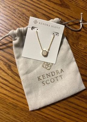 Kendra Scott on Vinted
