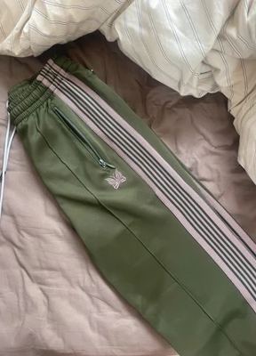 Needles on Vinted