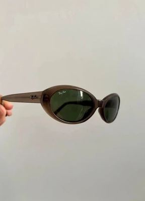 Ray-Ban on Vinted