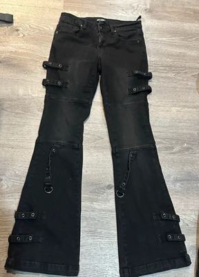 Hot Topic on Vinted