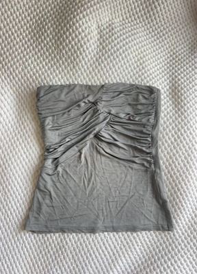 Sinéquanone on Vinted