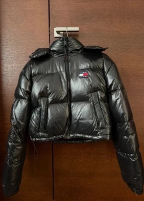 Tommy Hilfiger on Vinted
