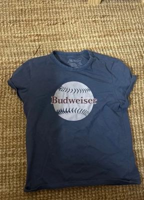 Budweiser on Vinted