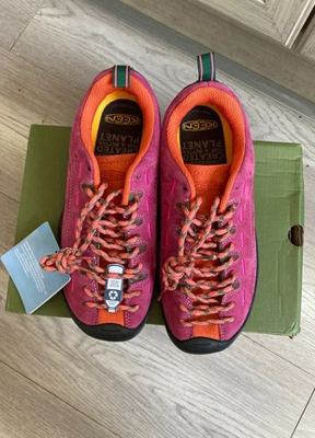 keen on Vinted