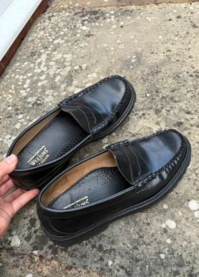G. H. Bass & Co. on Vinted