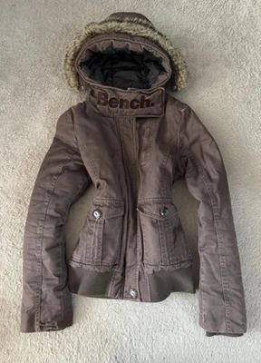 Bench on Vinted