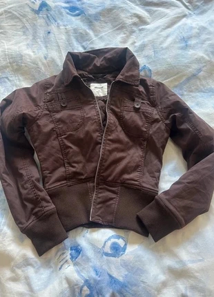 Hollister