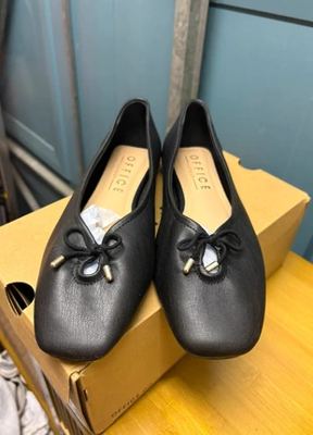 OFFICE on Vinted