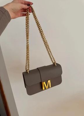 Mona on Vinted