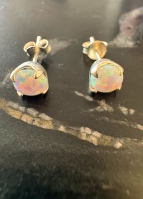 Opal on Vinted