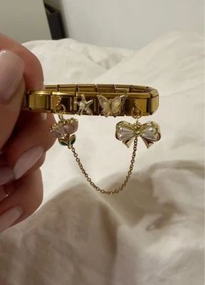 Charm on Vinted
