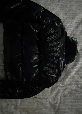 Trapstar on Vinted